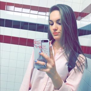 Meet your Posher, Emily